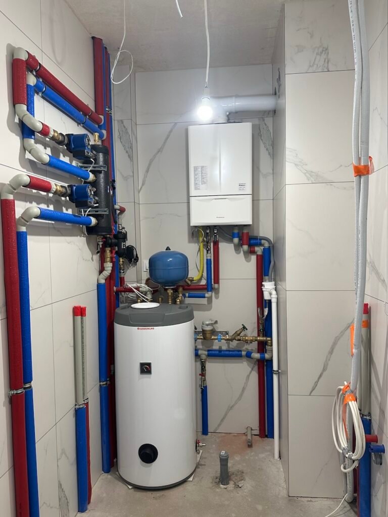 Kotłownia z instalacją przygotowaną pod pompę ciepła w domu na Widzewie w Łodzi